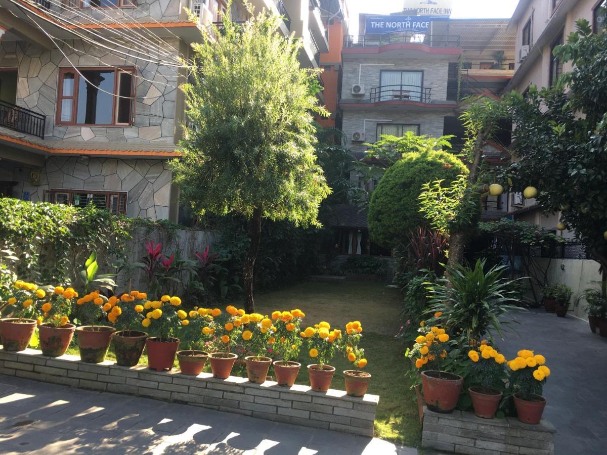 The North Face Inn Pokhara Extérieur photo