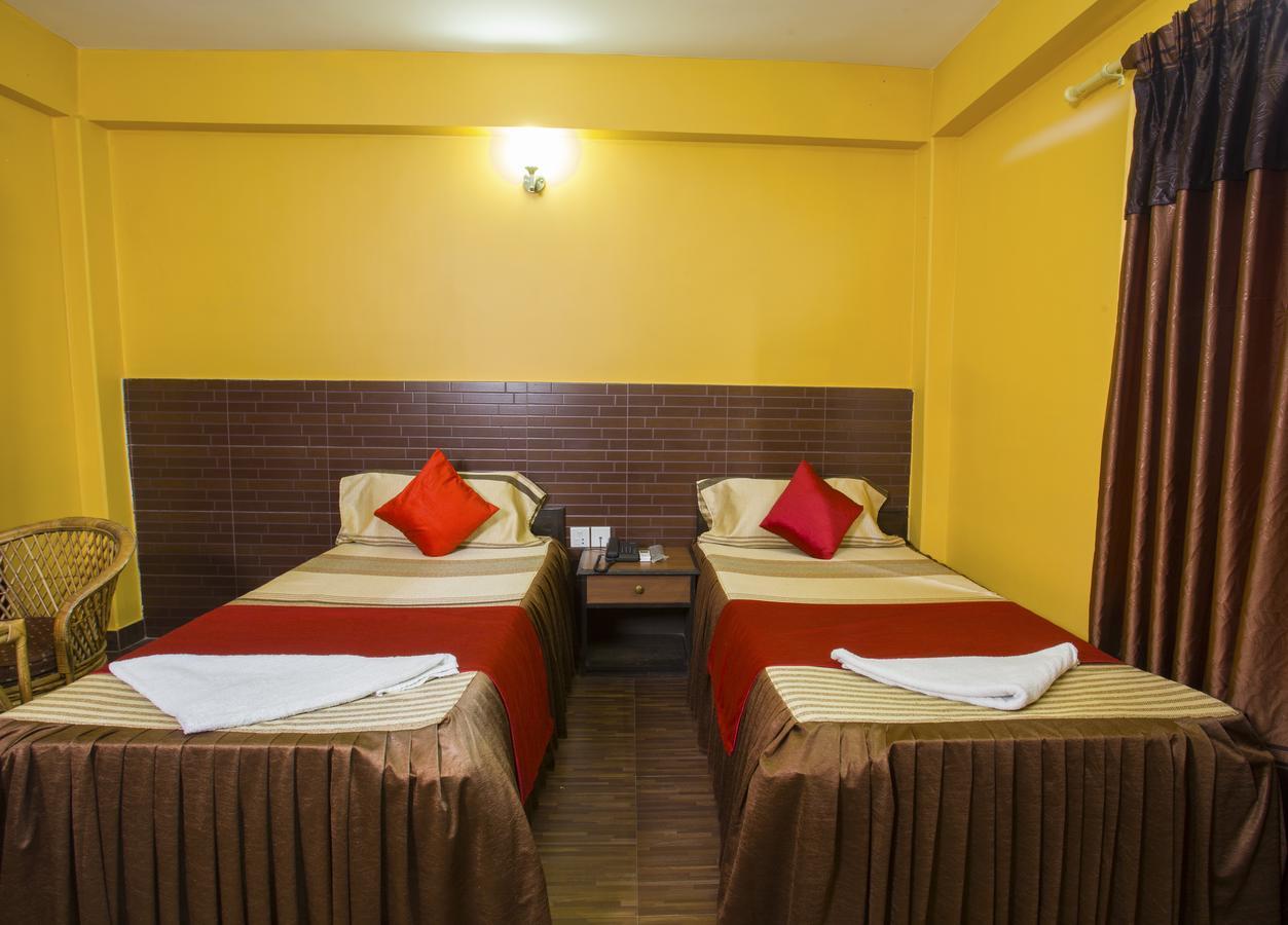 The North Face Inn Pokhara Extérieur photo