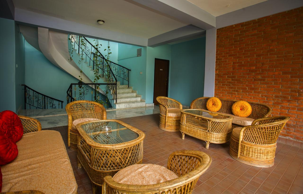 The North Face Inn Pokhara Extérieur photo