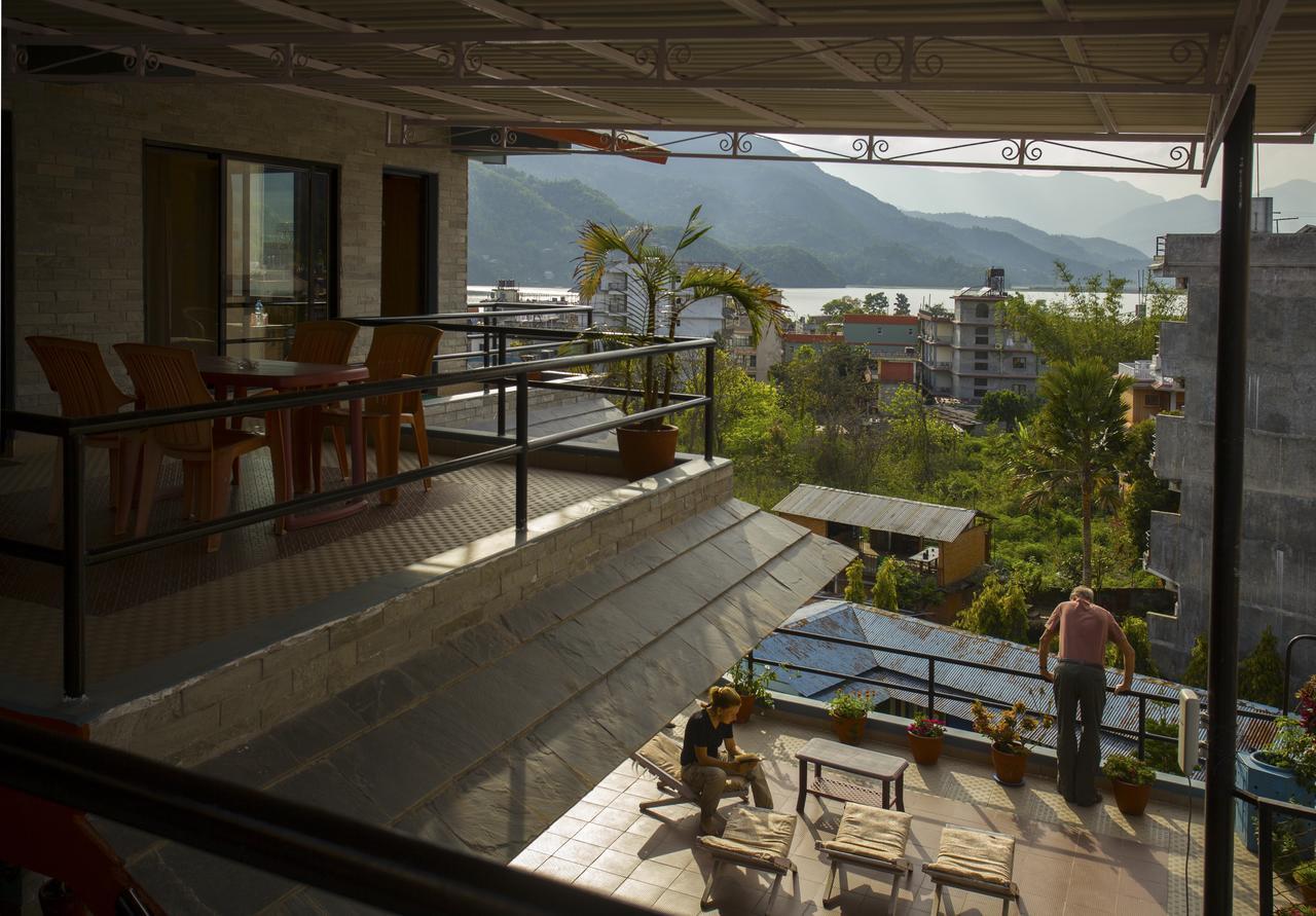 The North Face Inn Pokhara Extérieur photo